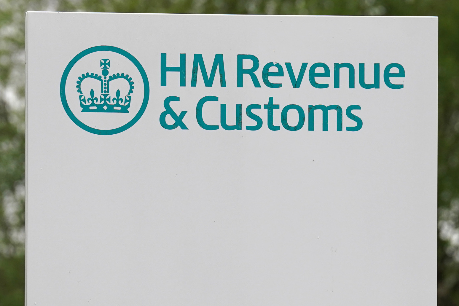 4,400 people filed their tax return on Christmas Day