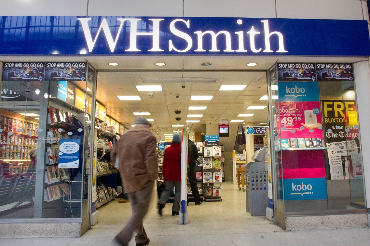 WH Smith in talks to sell high street arm 