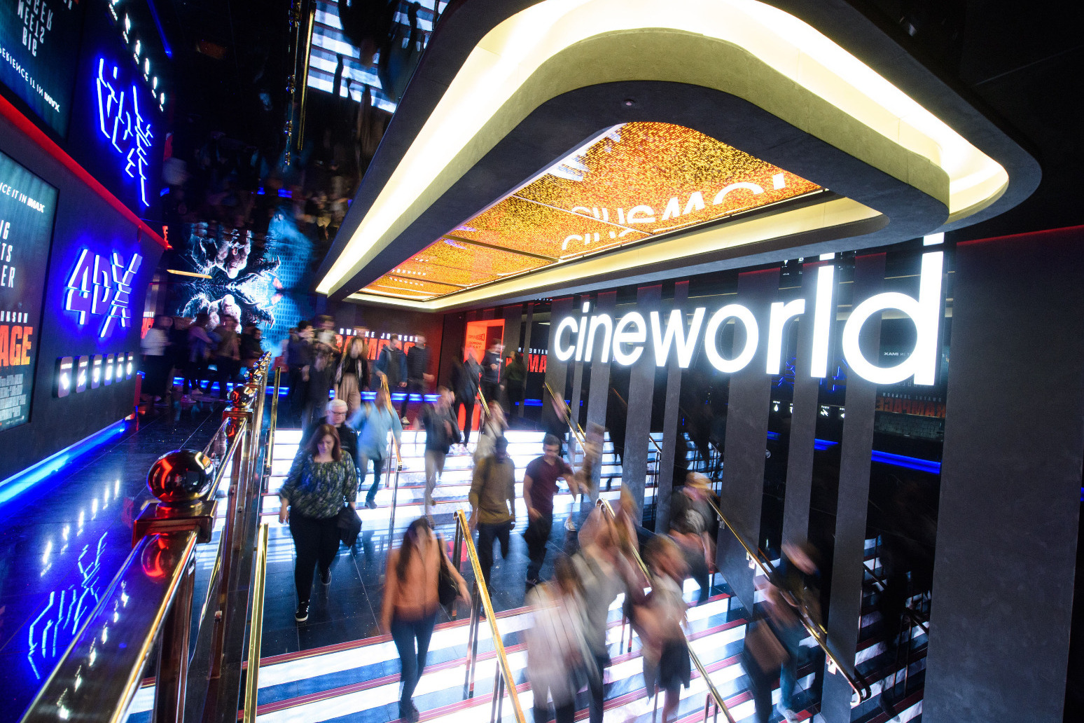 Cineworld announces plans to close six branches 