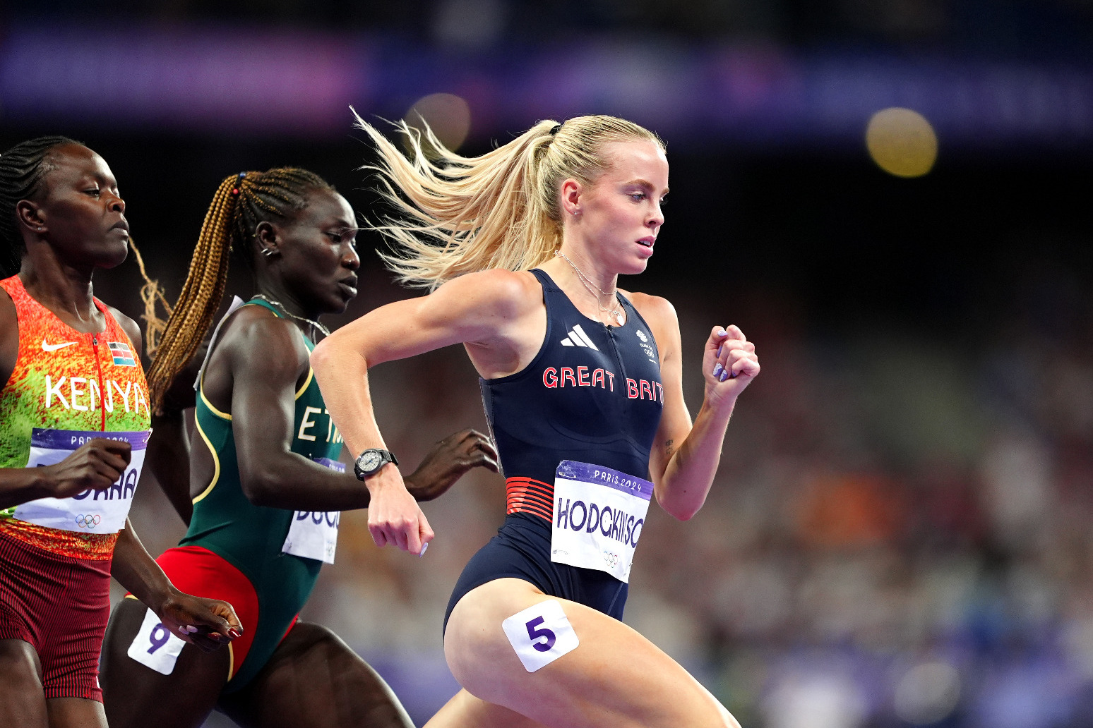 Keely Hodgkinson claims 800 metres Olympic title 