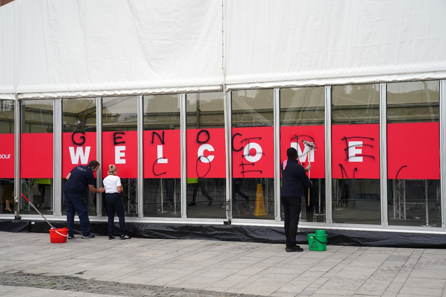 Activists attempt ‘genocide’ spray paint protest at Labour conference entrance 