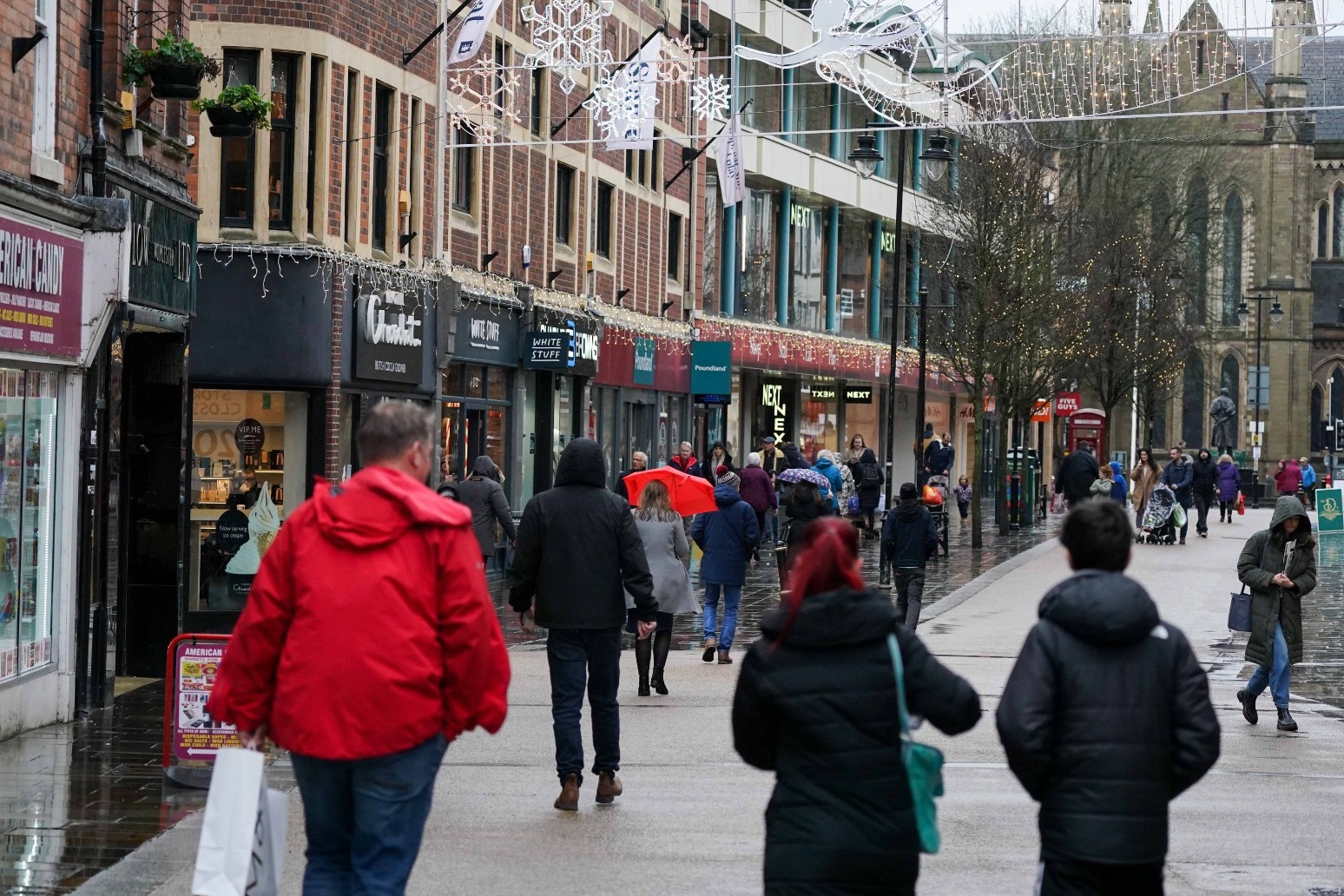 Shop staff ‘facing Christmas crime wave’ with more shoplifting cases unsolved 