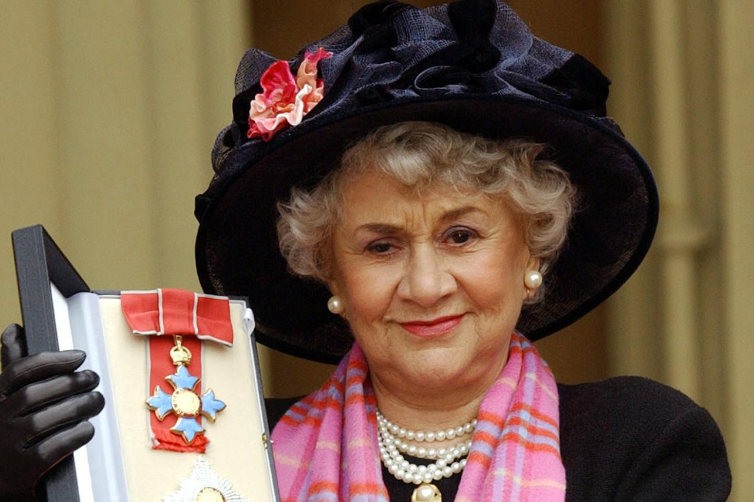 Award-winning actress Dame Joan Plowright has died at the age of 95 